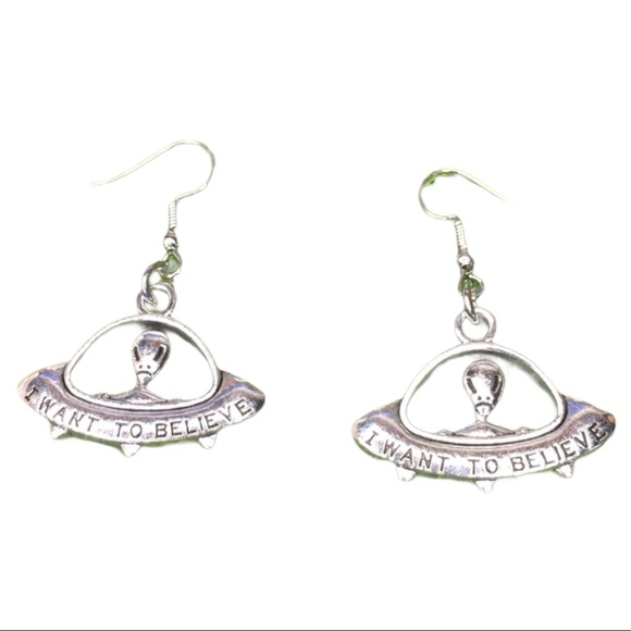 Jewelry - Alien Earrings Halloween